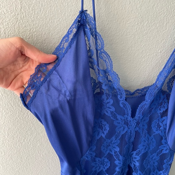 Vae Mode | Vintage 80s Cobalt Blue Lace Front Long Slip Dress Lingerie Nightgown - Picture 5 of 14